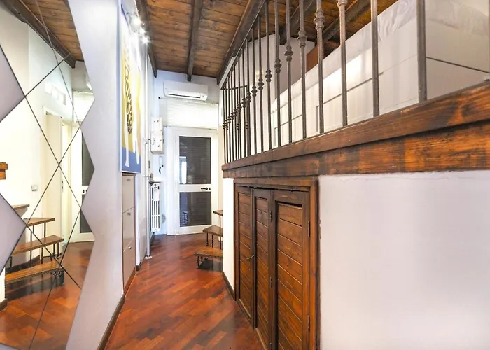 Guesthost - Porta Romana & Bocconi Cosy Apartment